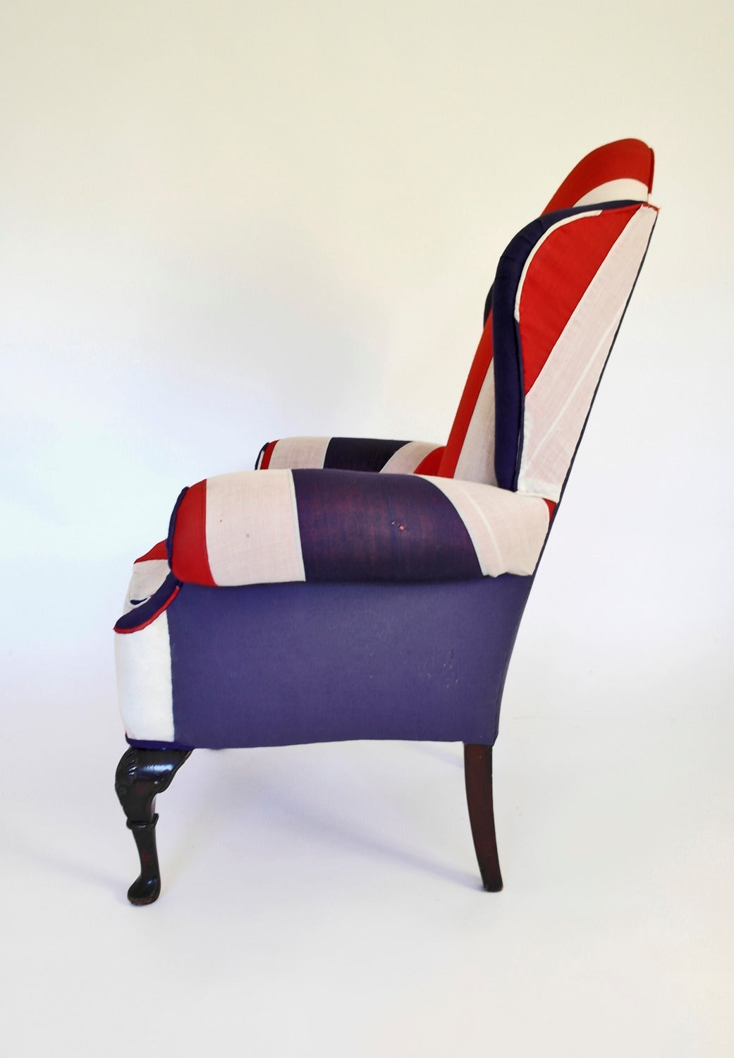 Silla con Respaldo de Ala Queen Anne Tapizada Union Jack en Bastante bueno estado para la venta en Oxfordshire, GB