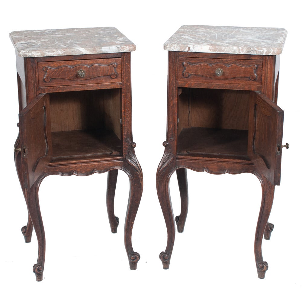Early 20th Century Pair of Country French Side Tables For Sale