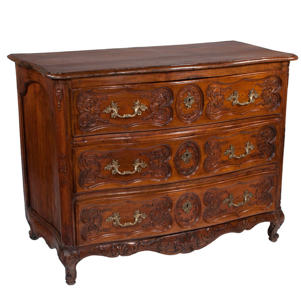 Provençal Commode with Brass Pulls For Sale