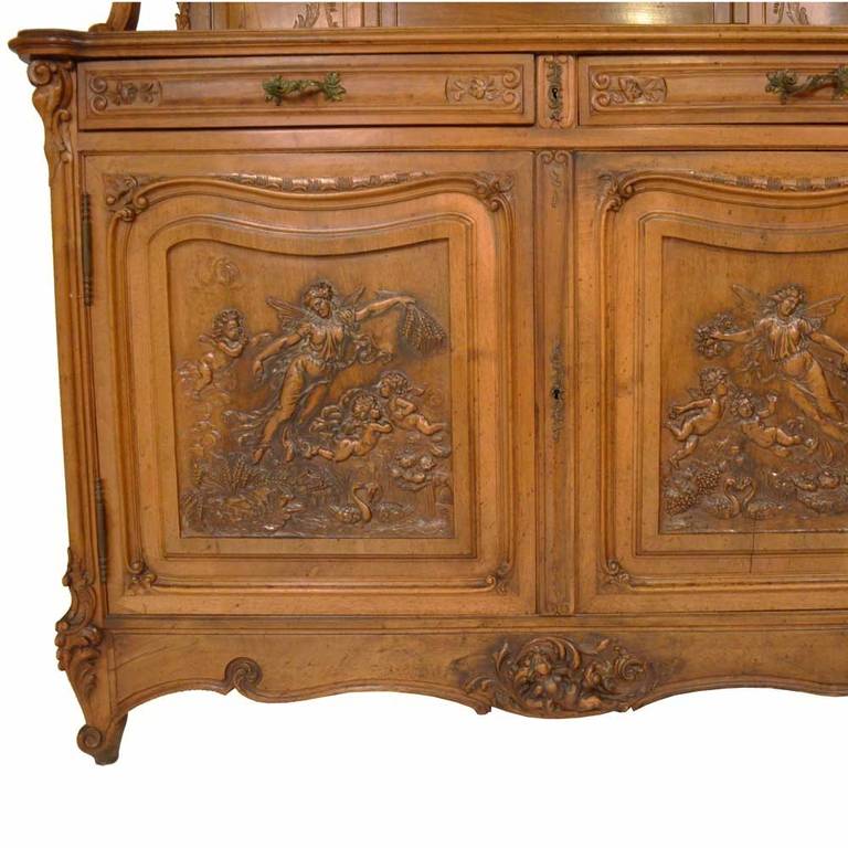 French Buffet A Deux Corps