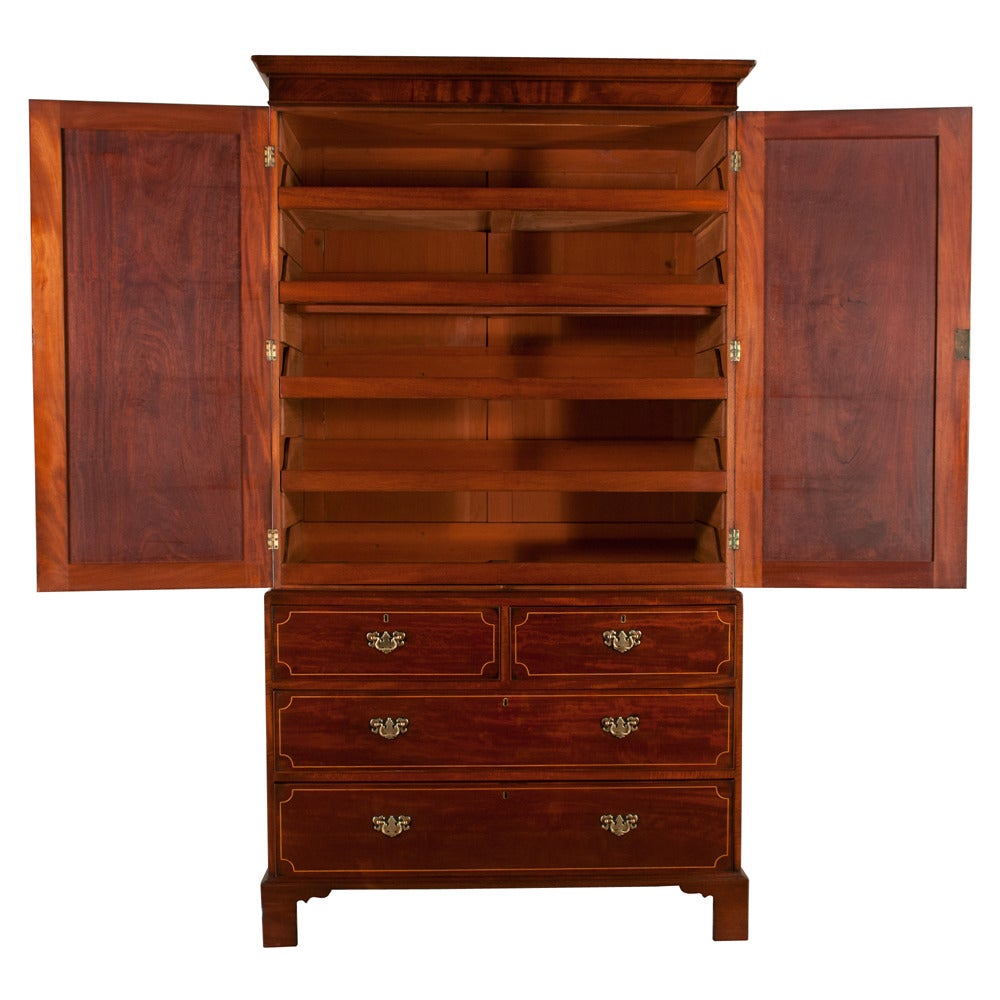 Chippendale Mahogany Linen Press For Sale 3