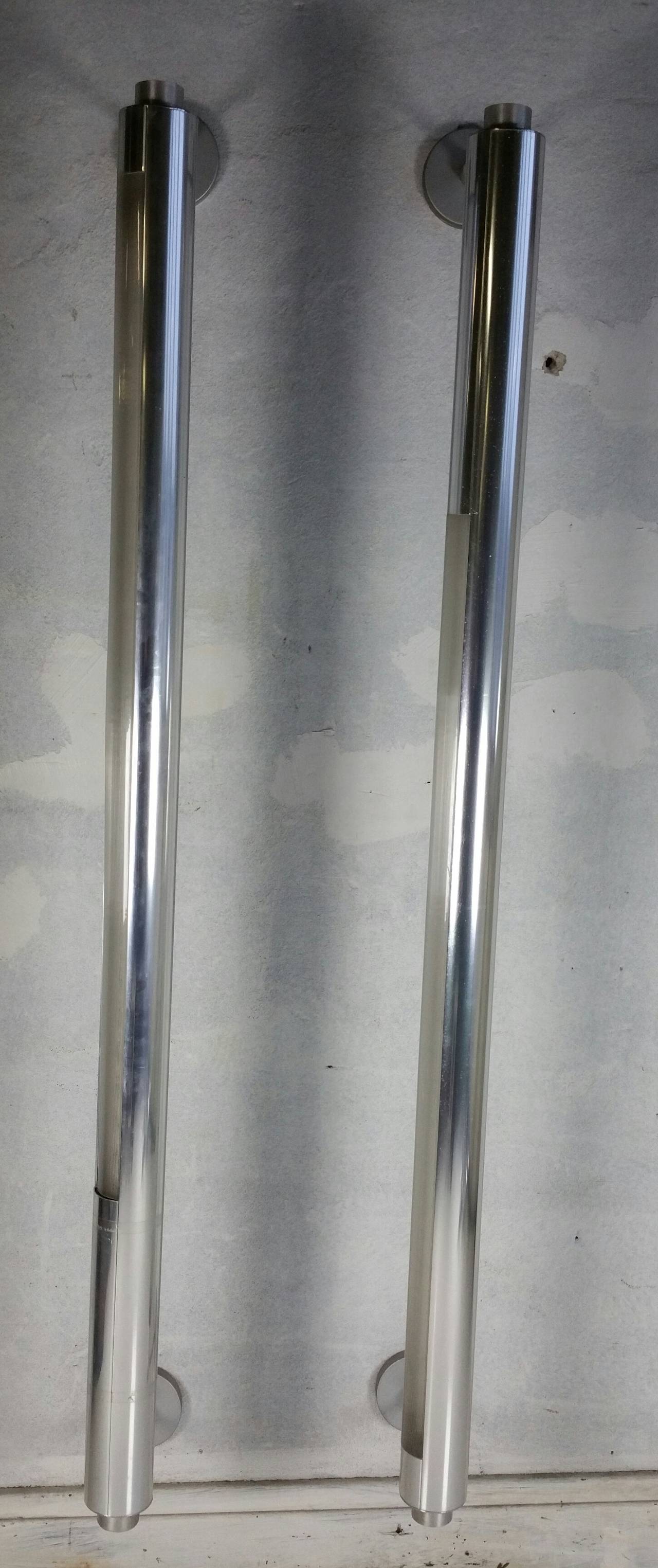 Rare Minimalist Cylinder Lightolier Chrome Sconces, Modernist 3