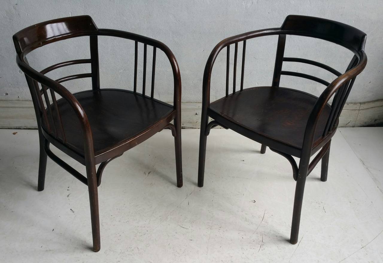 Stained Classic Pair of Early Thonet Armchairs in the Manner of Otto Wagner, circa 1912