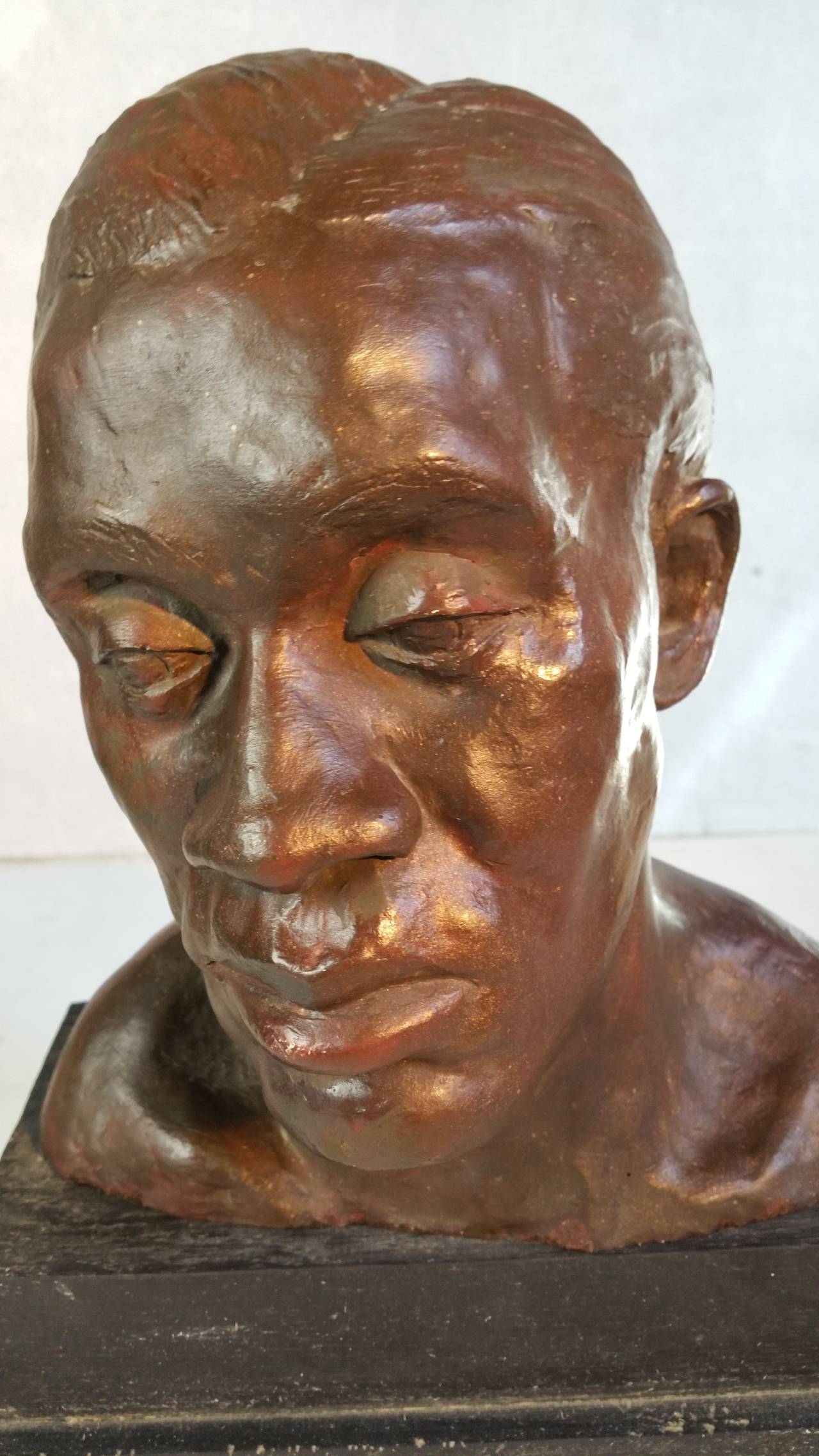 African American Bronzed Plaster Bust, Harlem Renaissance, 1930s In Good Condition In Buffalo, NY