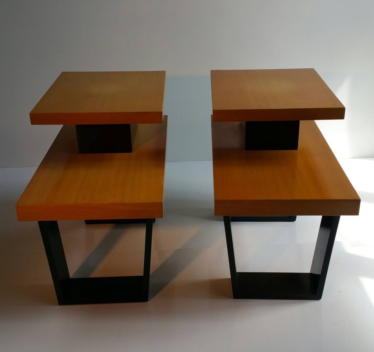 Paul Frankl Tiered Side or End Tables In Good Condition In Buffalo, NY