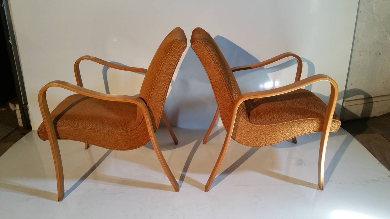 American Pair of Classic Thonet Bentwood Modernist Lounge Chairs
