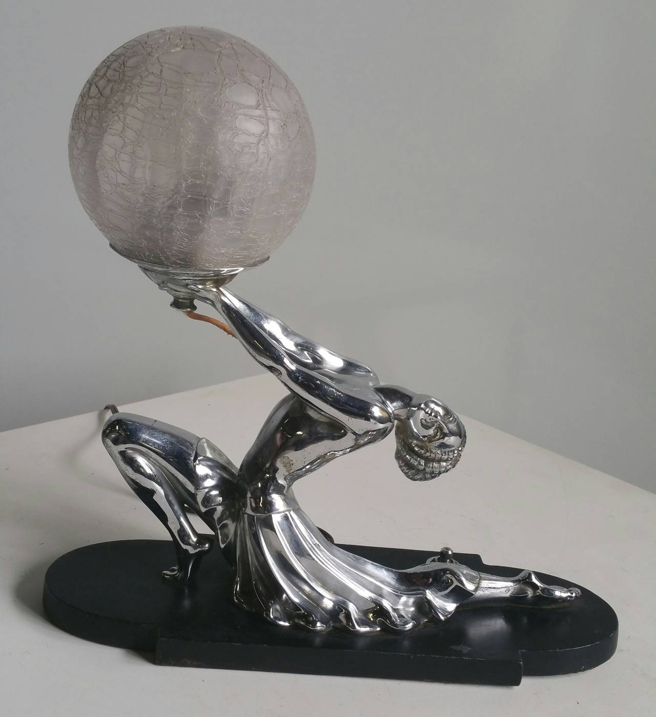 A truly iconic piece, when people think of American Art Deco Figural Pieces they think of Ronson and one of their most loved pieces is 