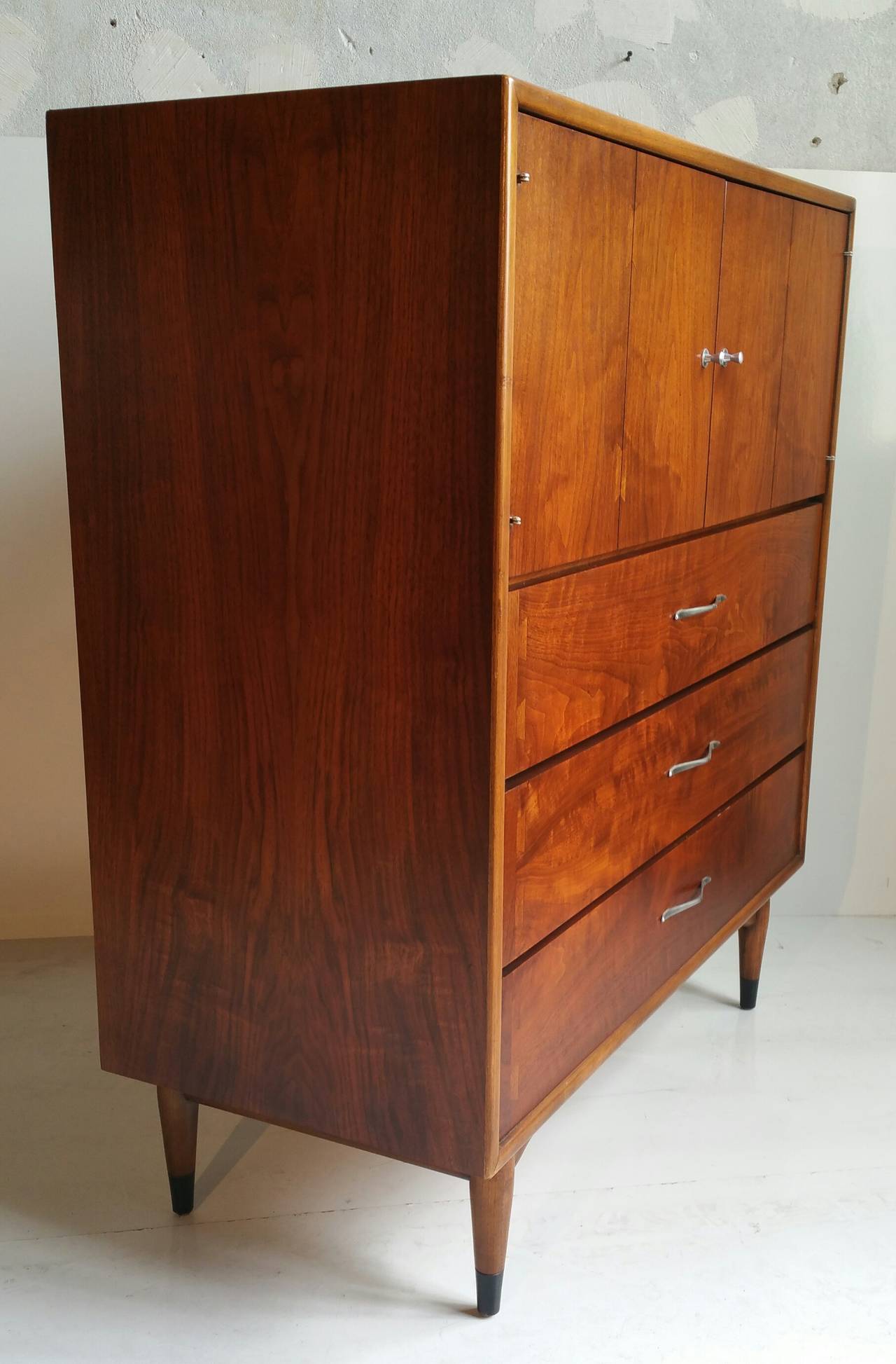 Lane Acclaim Chest By Andre Bus At 1stdibs
