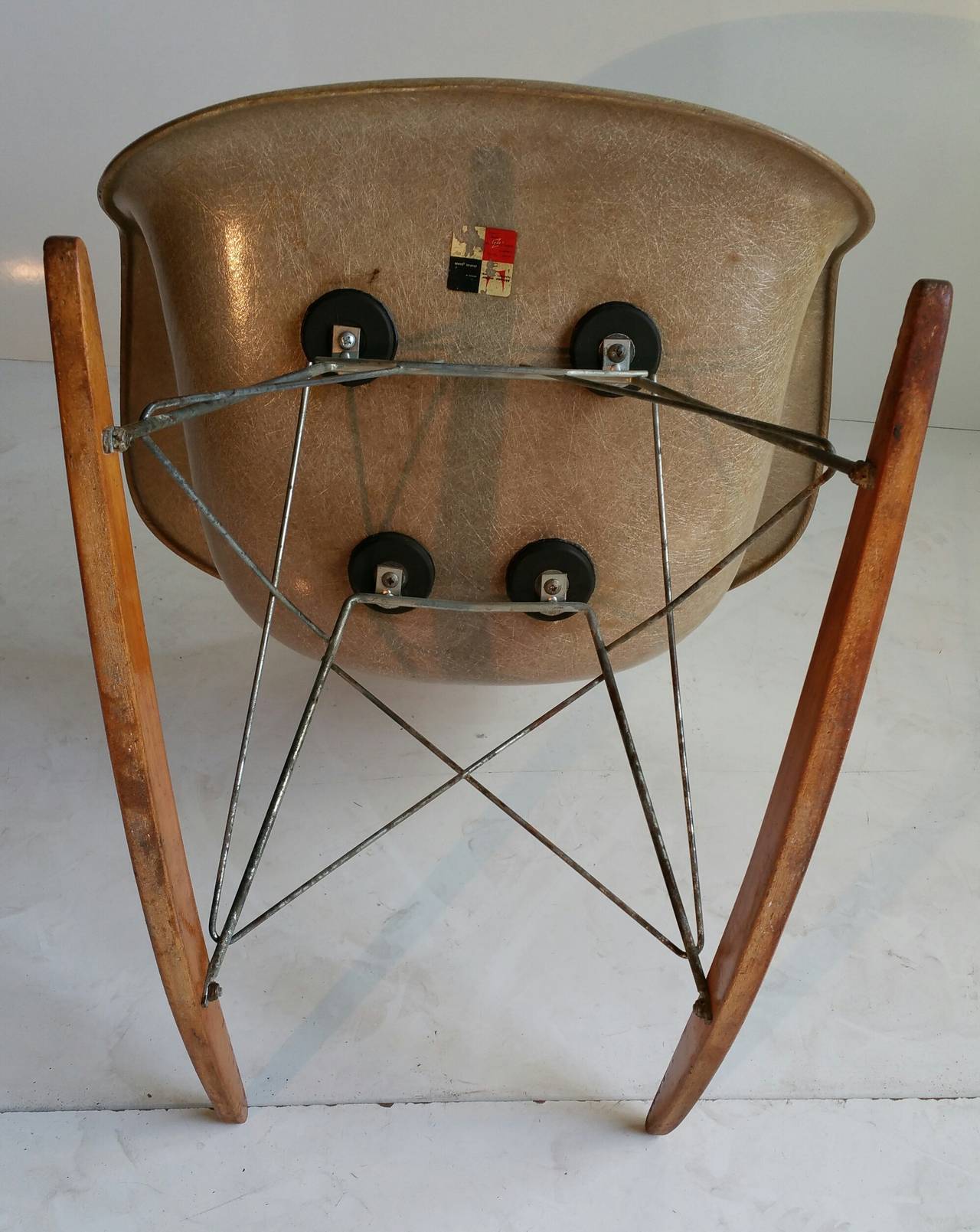 Fiberglass First Year Production of Charles and Ray Eames Rope-Edge Rocker, Zenith Labell