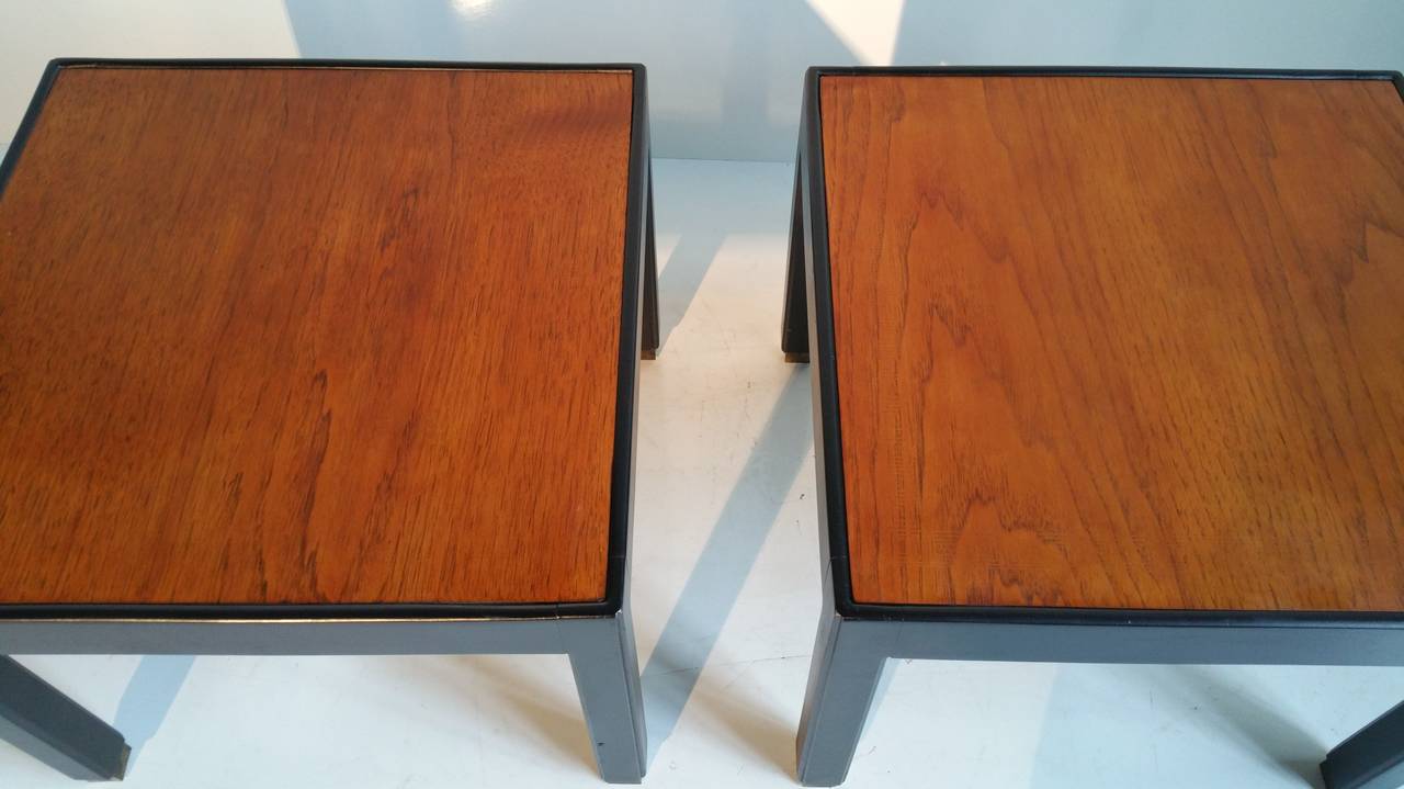 American Pair of Modernist Black Lacquer and Walnut Side Tables or Stands