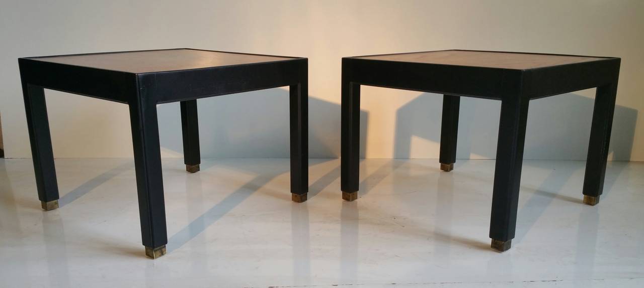 Mid-Century Modern Pair of Modernist Black Lacquer and Walnut Side Tables or Stands