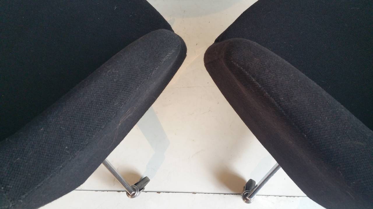 20th Century Pair of Mid-Century Modern Tilt Swivel Desk Chairs by Steelcase
