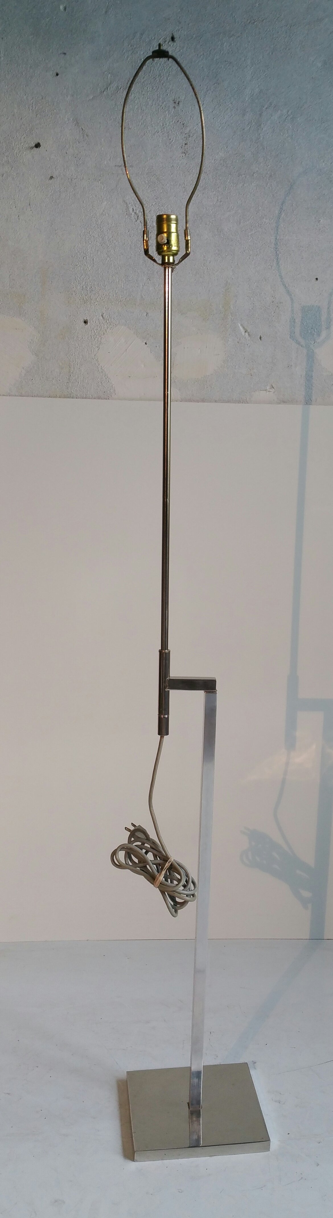 Mid-Century Modern Laurel Adjustable and Rotating Chrome Steel Floor Lamp