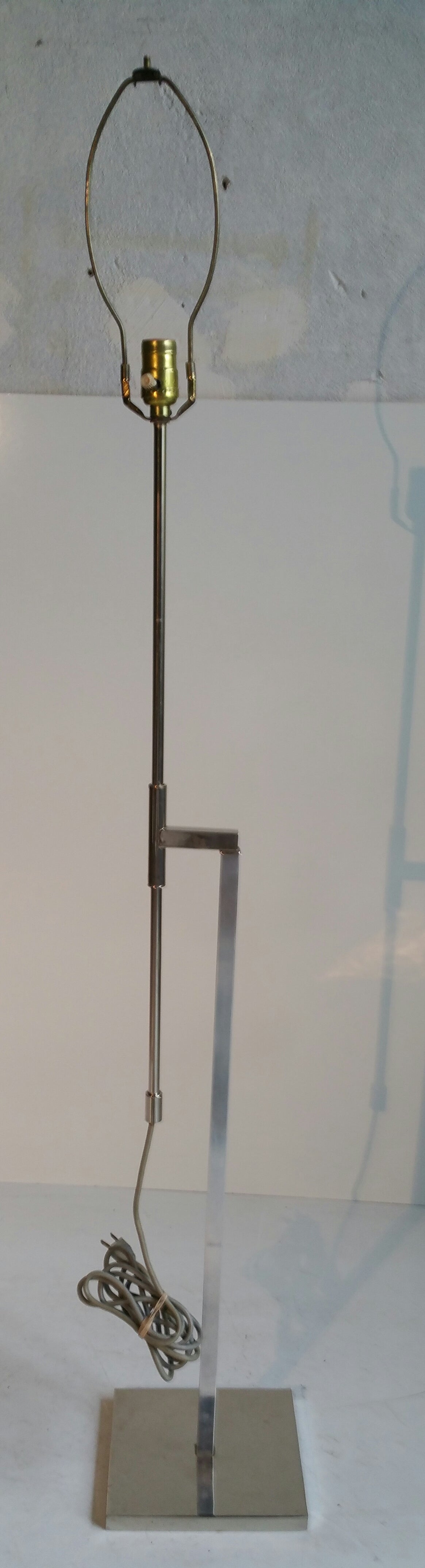 Laurel Adjustable and Rotating Chromed Steel Floor Lamp with adjustable height:67
