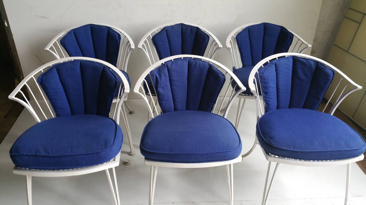 Matched set of six garden or patio set, Classic modernist design, Russell Woodard.. Pinecrest. Retain original electric blue seat and back cushions