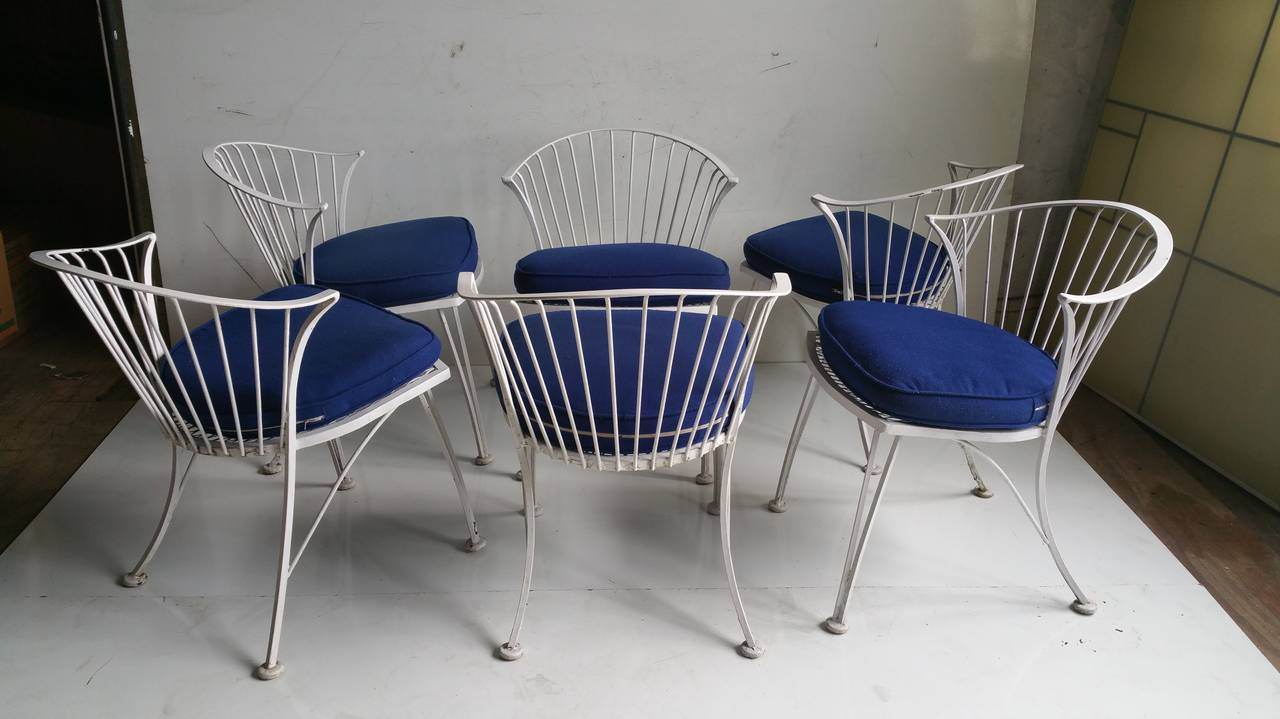 Set of Six Russell Woodard Pinecrest Chairs, Classic Midcentury In Good Condition In Buffalo, NY