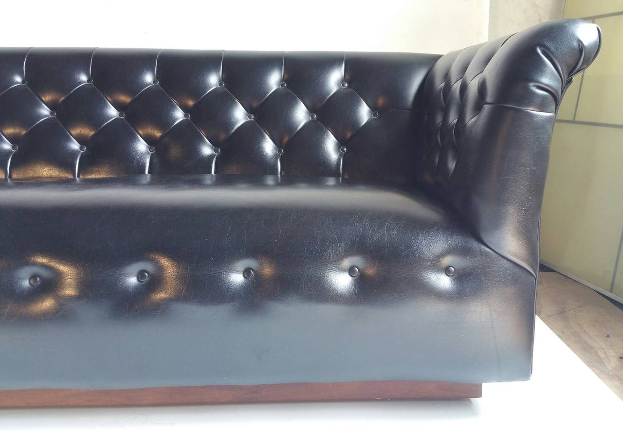 Modernist Even-Arm Tufted Sofa by Thayer Coggin In Good Condition In Buffalo, NY