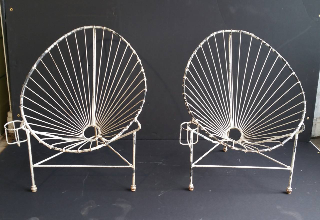 Pair of Modernist Wire Iron Garden Chairs, Manner of Mathieu Matégot 1
