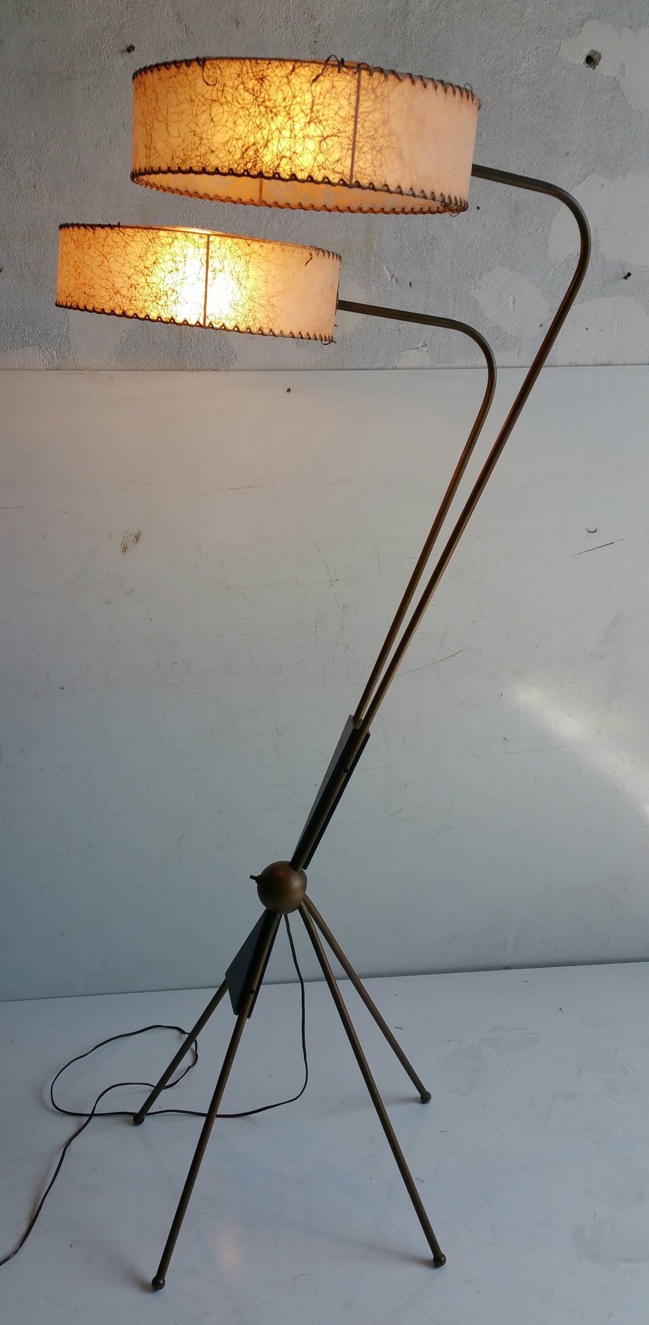 Extremely rare Mid-Century Modern floor lamp made by the Majestic Lamp Company, New York City, stunning sculptural design, the American version of Serge Mouille, retains original fiberglass cylindrical lamp shades, amazing condition, free of rips,