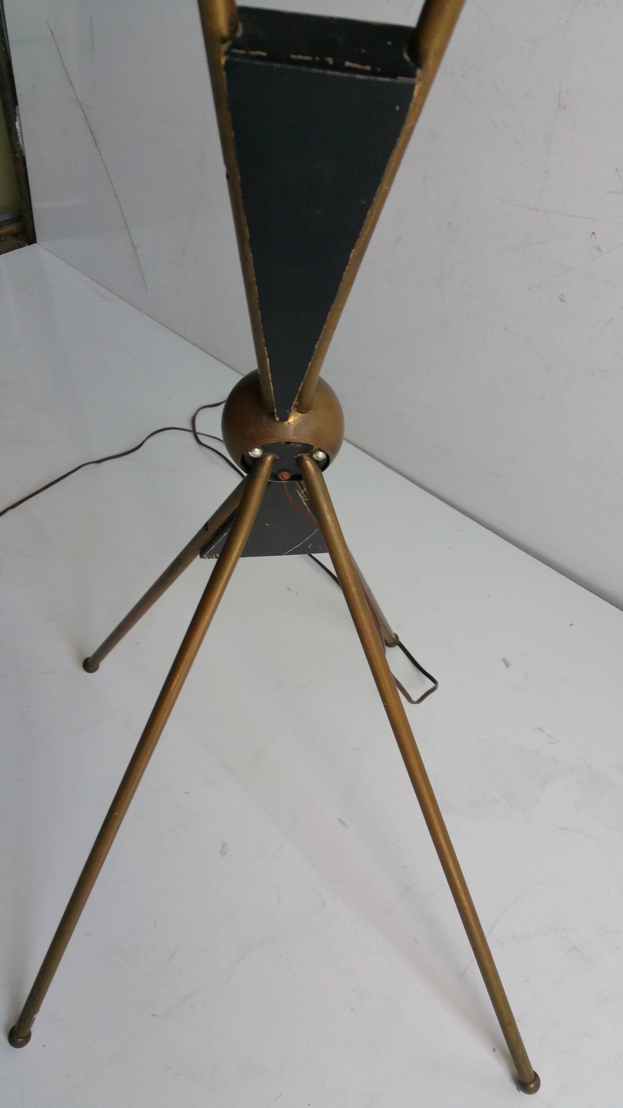 atomic floor lamp
