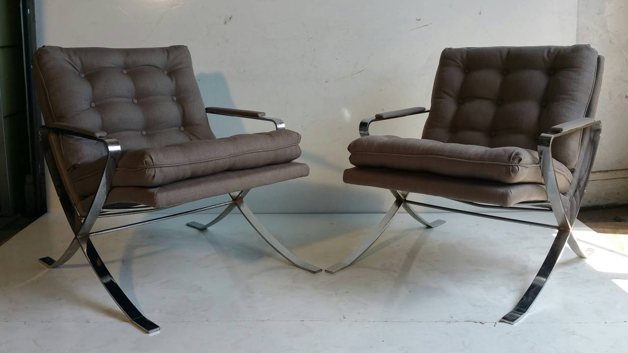 20th Century Pair of 1970s Flat Steel Chrome Lounge Chairs, Milo Baughman Inspired For Sale