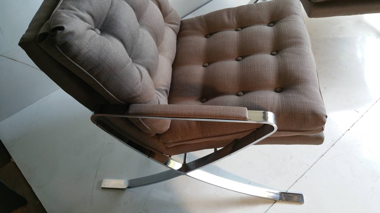 American Pair of 1970s Flat Steel Chrome Lounge Chairs, Milo Baughman Inspired For Sale