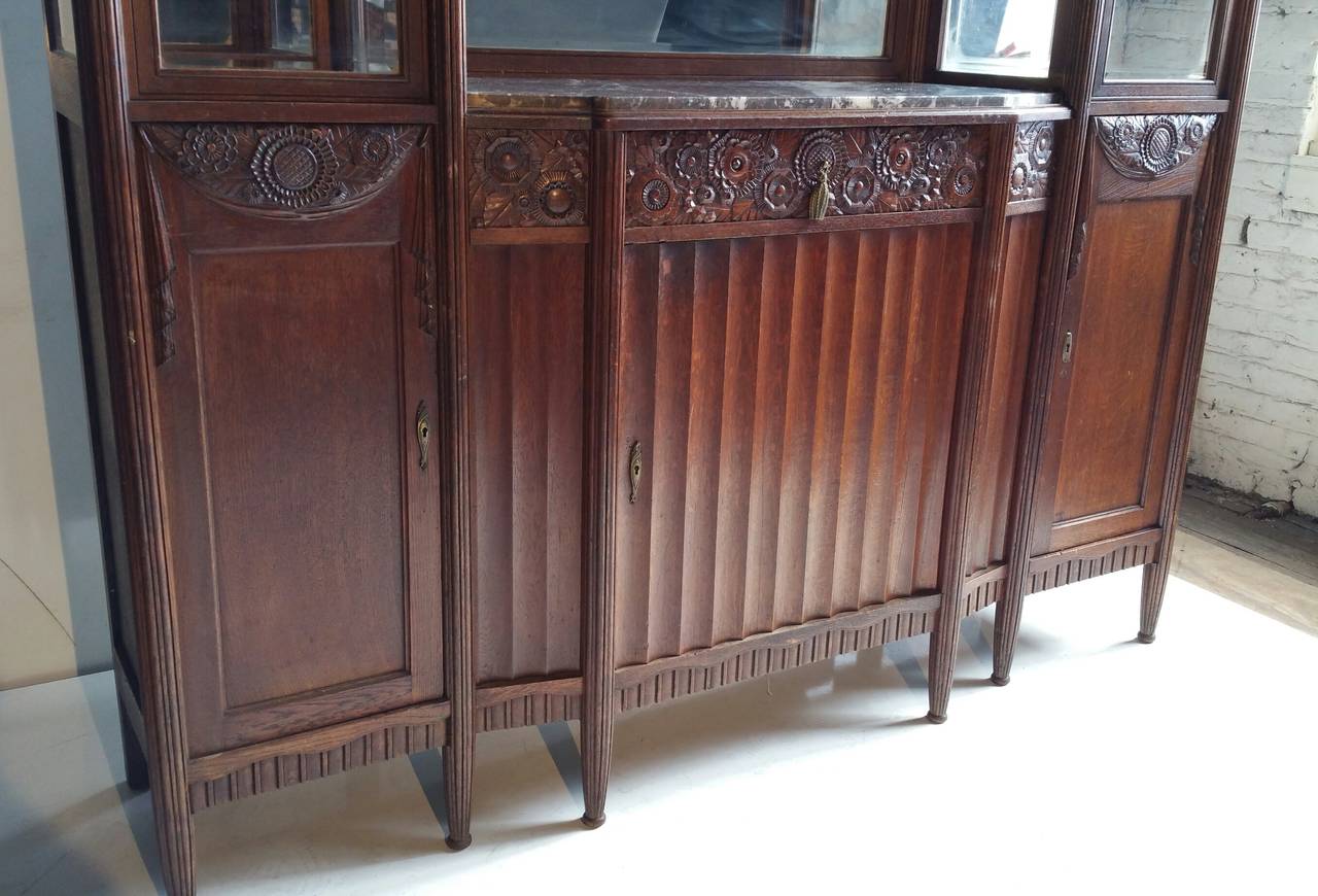 French Art Deco Vitrine or Cabinet in the Manner of Paul Fallot 1