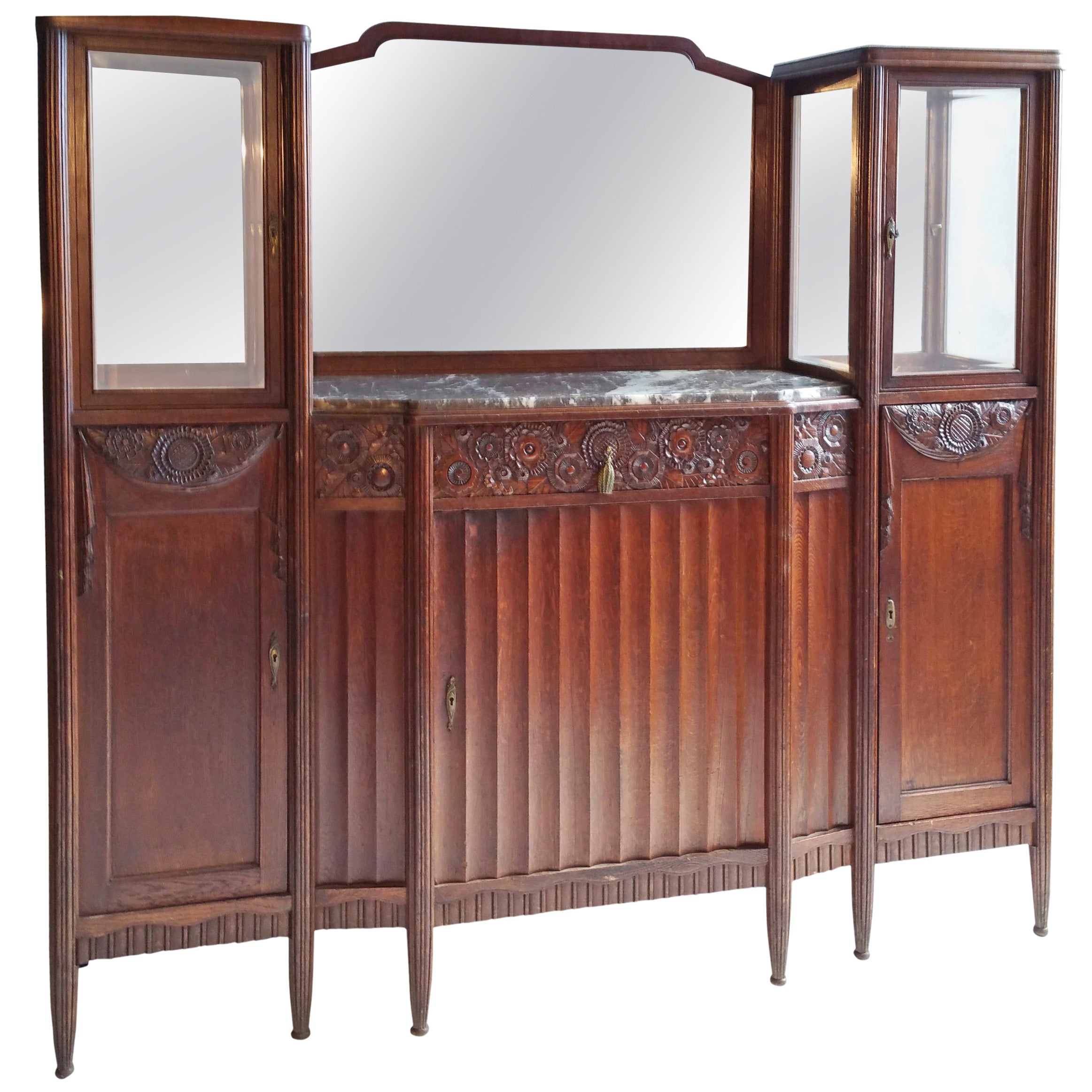 French Art Deco Vitrine or Cabinet in the Manner of Paul Fallot