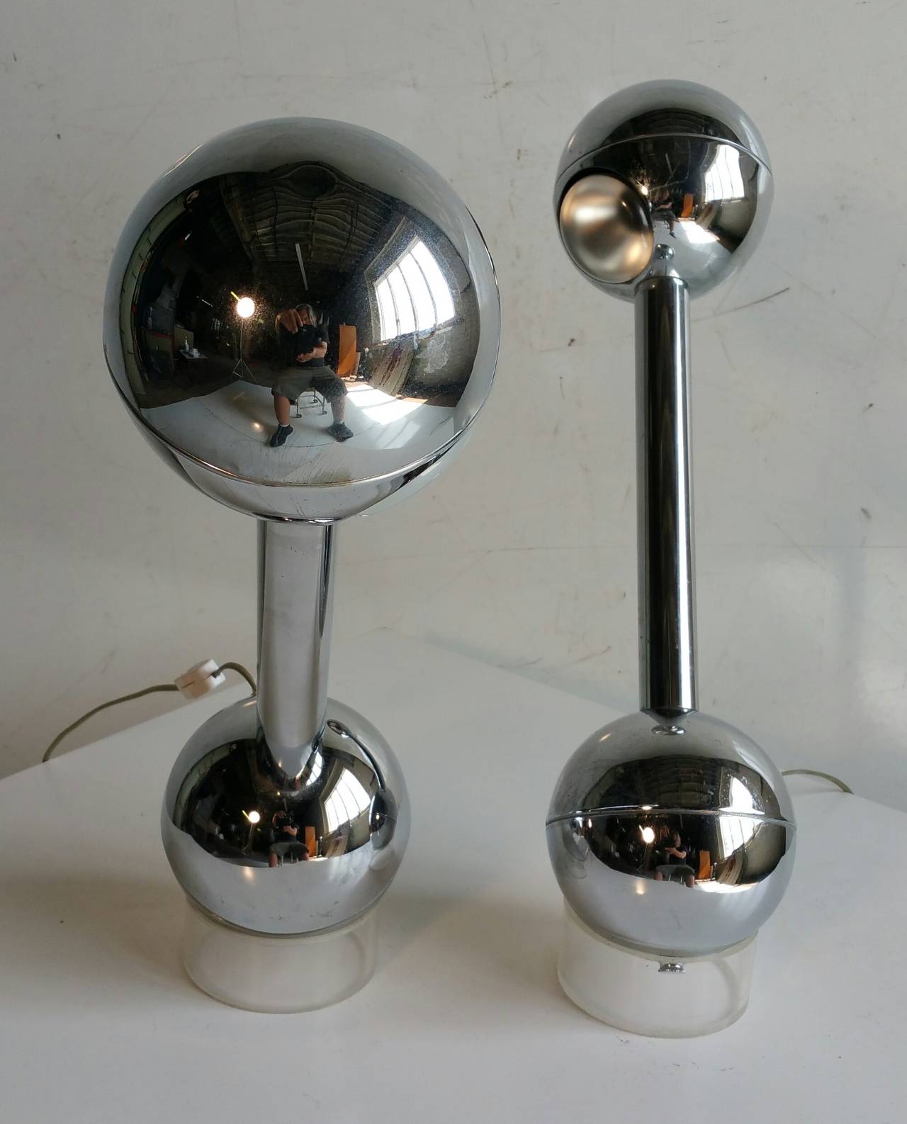 Mid-Century Modern Paire de lampes de bureau ou de table « Barbell » de George Kovacs en vente