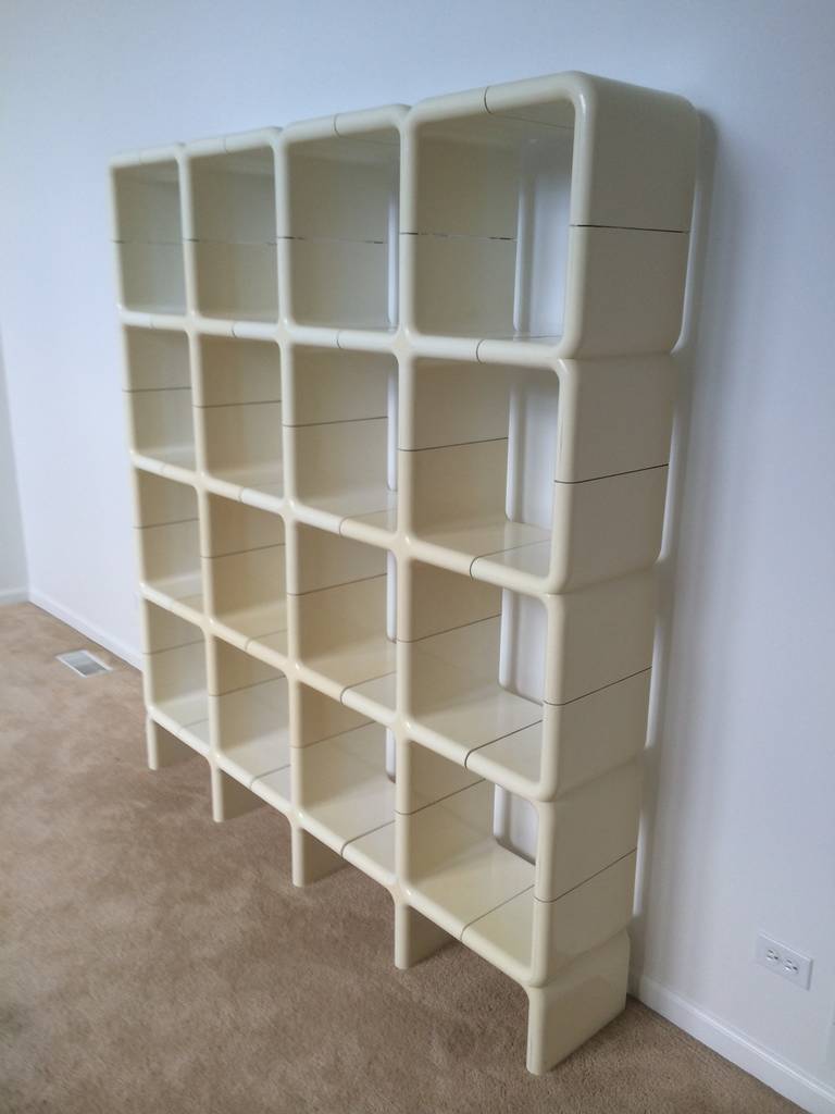 umbo shelves