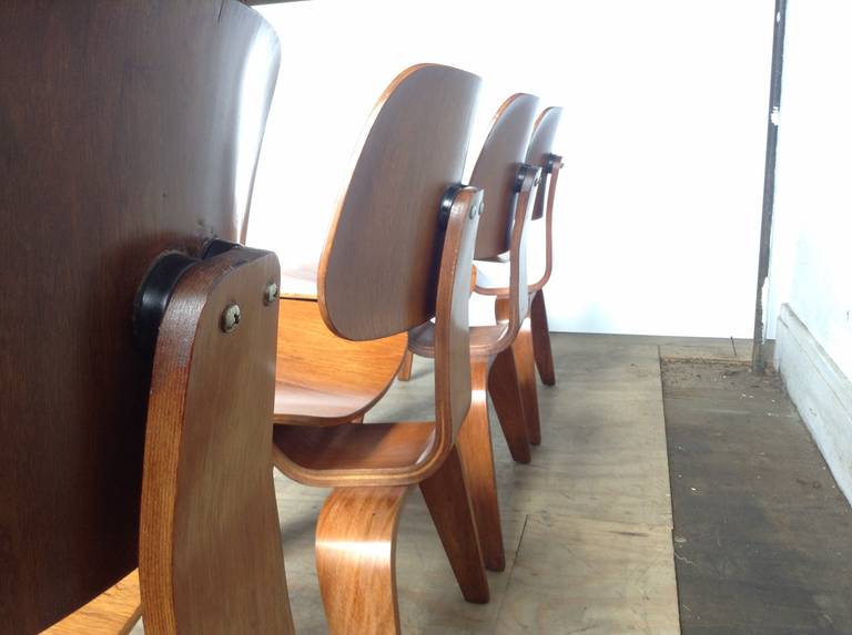 Set of Four DCWs by Charles Eames for Herman Miller In Good Condition In Buffalo, NY