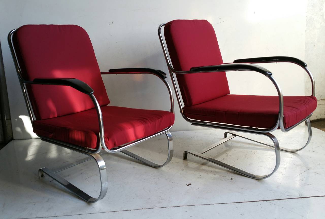 Chrome Paire assortie de chaises Springer Art Déco en acier chromé, LLoyd Mnfg Co. en vente