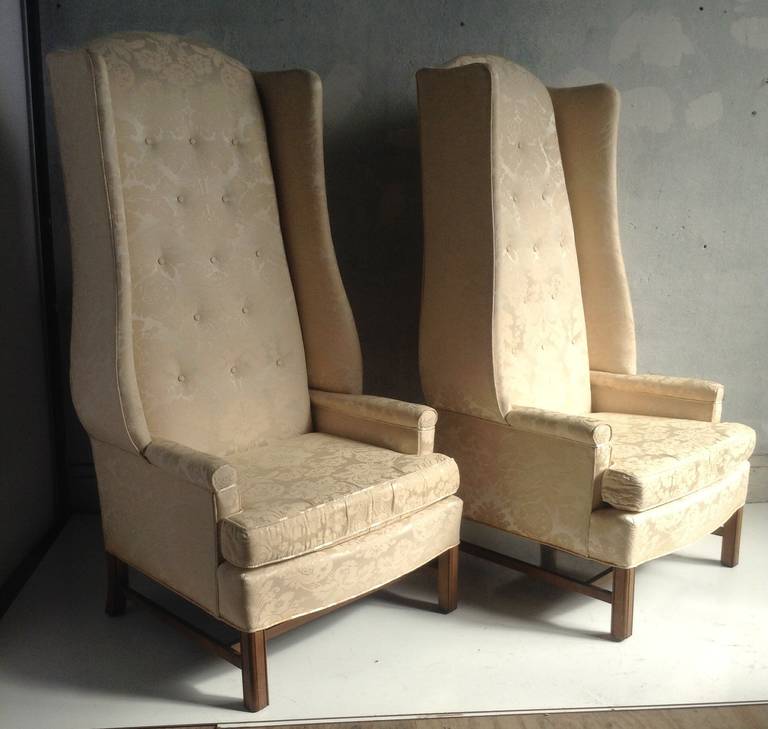Pair of oversized wingback lounge chairs, traditional modernist, manufactured by Thomasville, custom ordered, labeled 