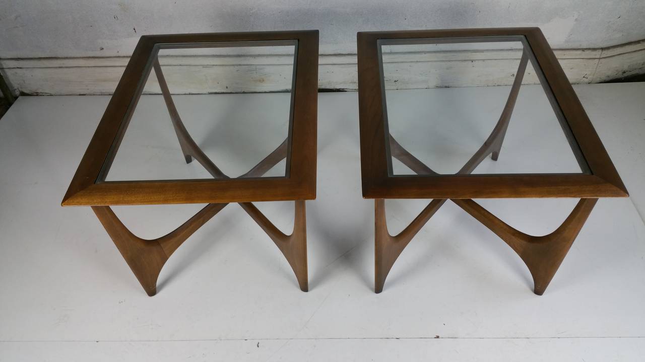 Pair of Mid-Century Modern Walnut and Glass Side Tables, Made by Lane 2