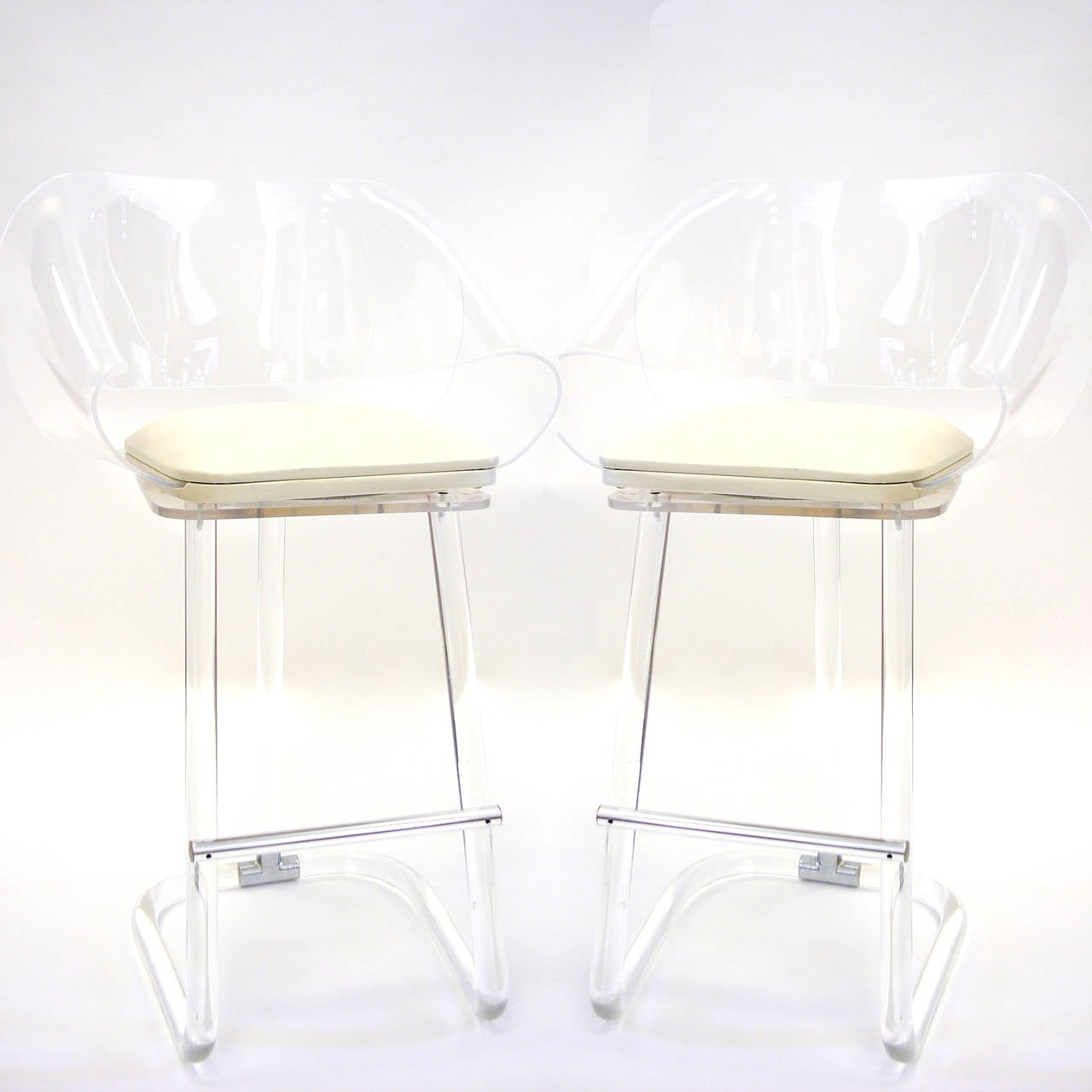 20th Century Stunning Swivel Sculptural Lucite Bar Stools attributed to Leon Frost