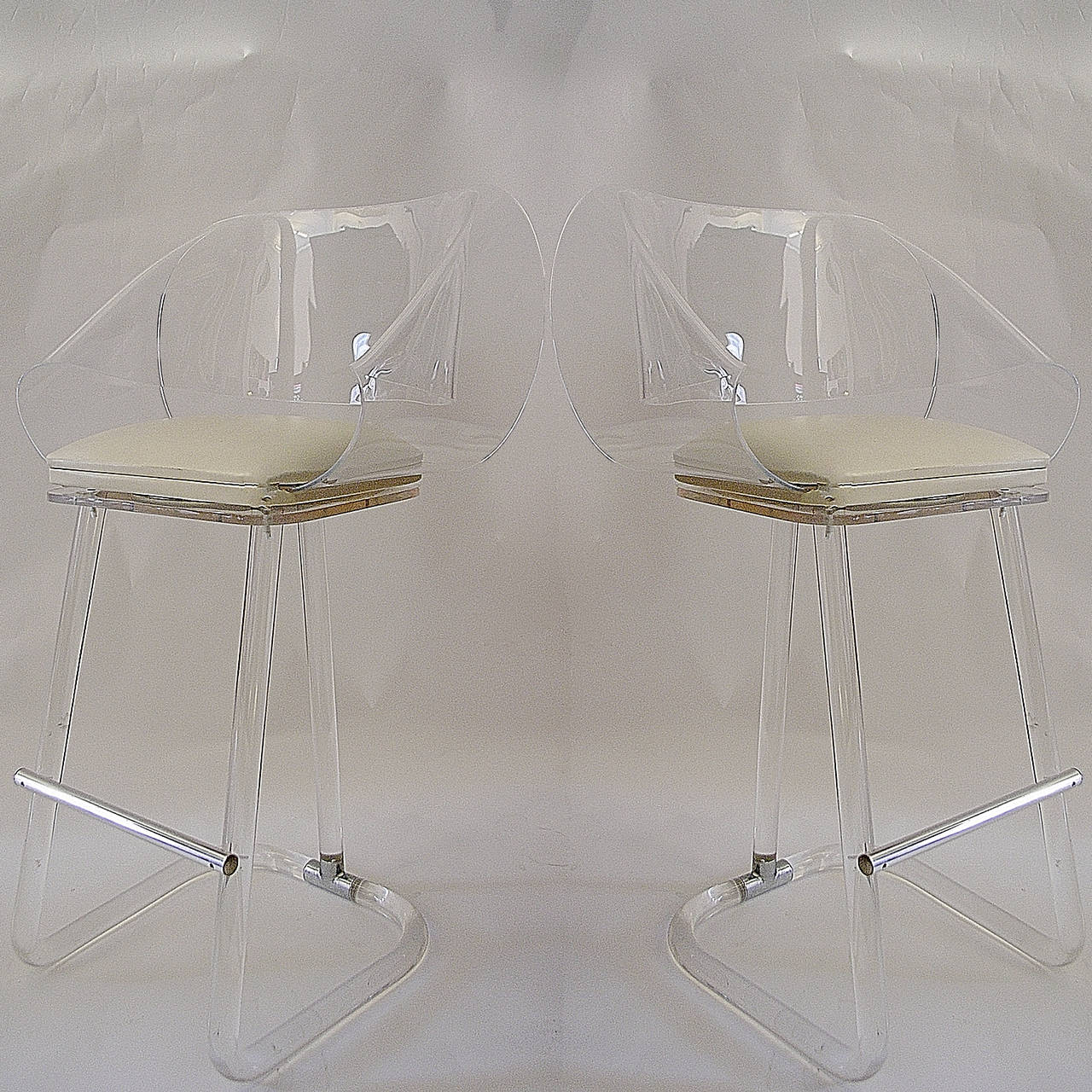 Stunning Swivel Sculptural Lucite Bar Stools attributed to Leon Frost 3