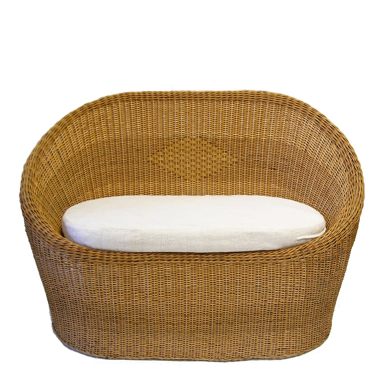 Mid-Century Modern Two-Seat Woven Wicker Loveseat in the Manner of Aarnio