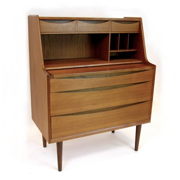 Danish Arne Vodder Secretary or Vanity Desk