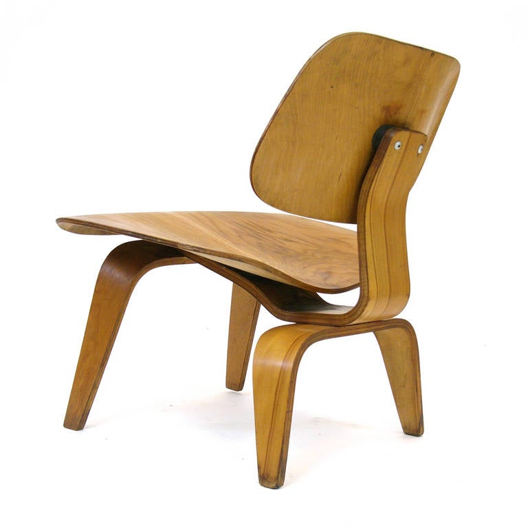 Early Charles Eames for Herman Miller / Evans LCW 1