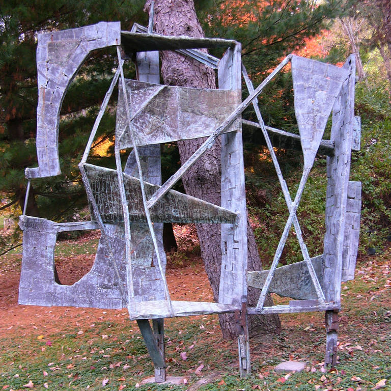 outdoor bronze sculptures