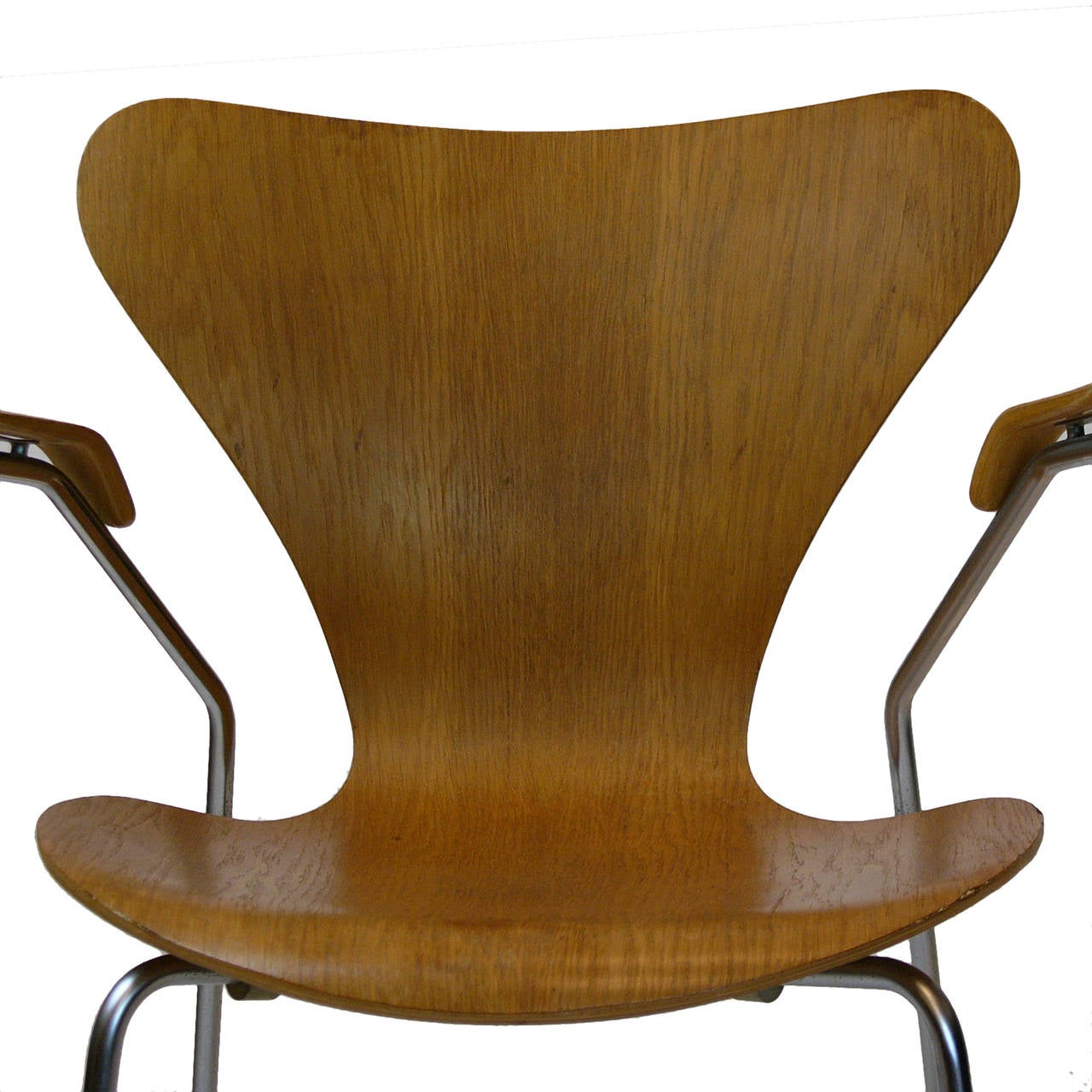 arne jacobsen plywood chair