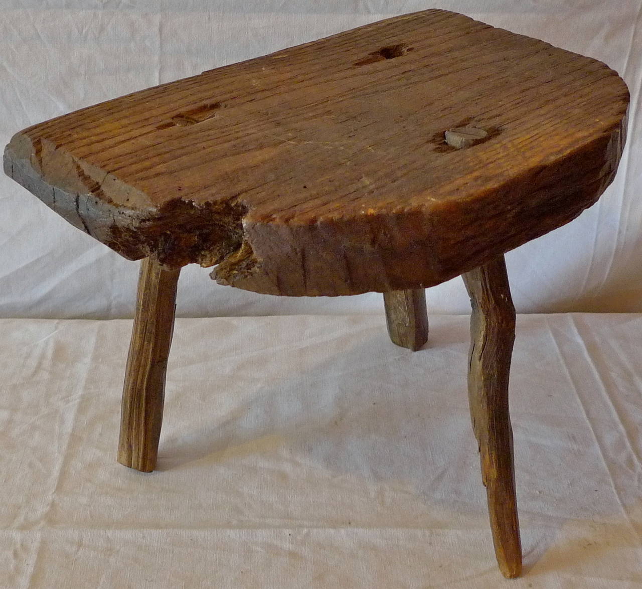 French 19th Century Milking Stool In Distressed Condition In Santa Monica, CA