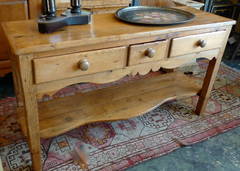 English 19th Century Pine Server