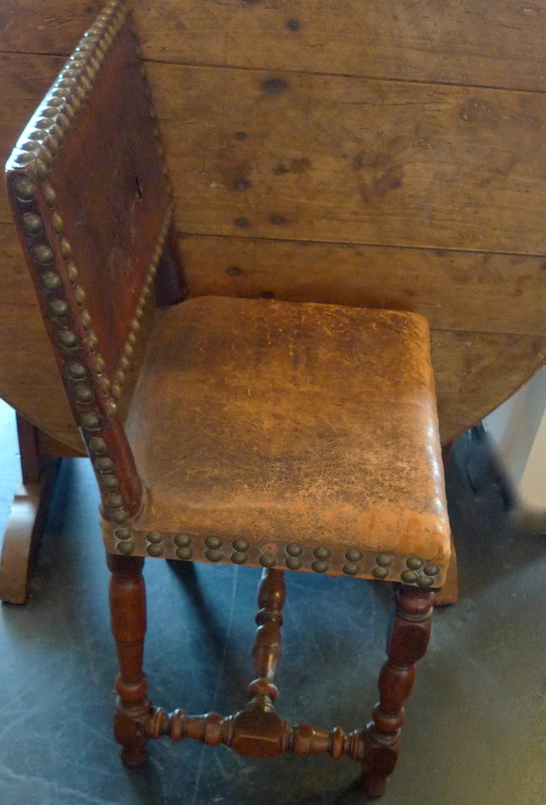 2 Spanish xviii side chairs. 2