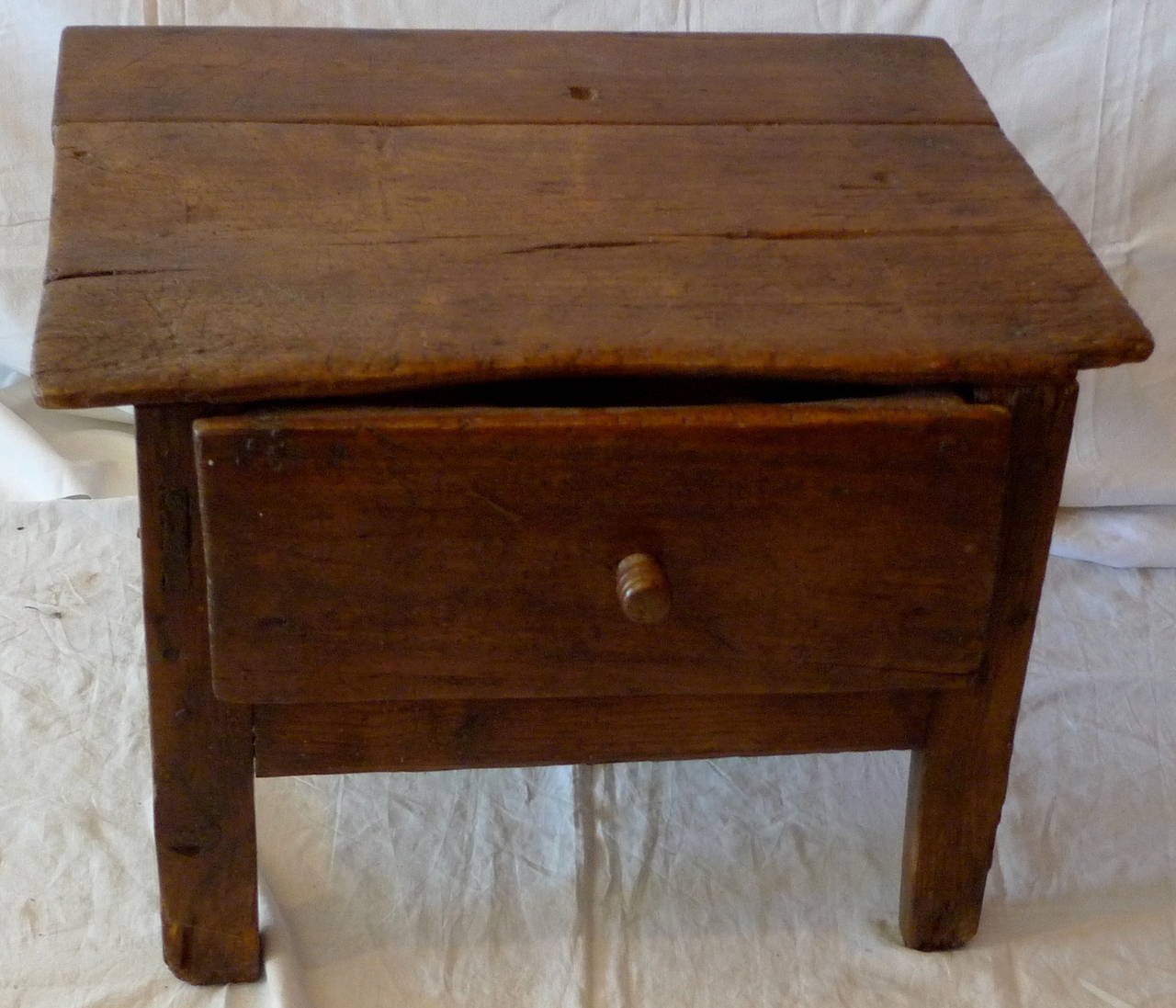 French xviii side table