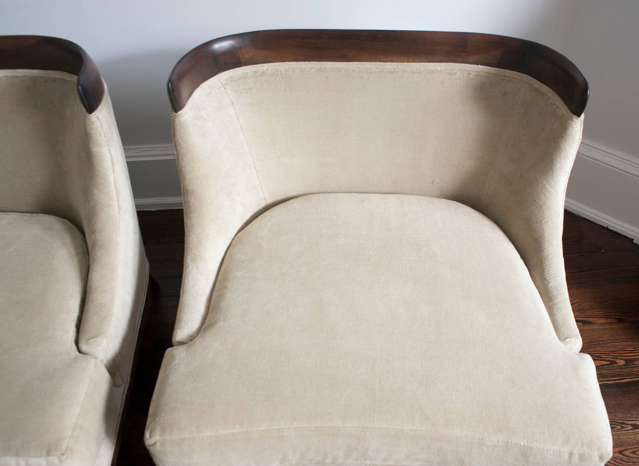 Mid-20th Century Pair of Tomlinson Sophisticate Lounge Chairs