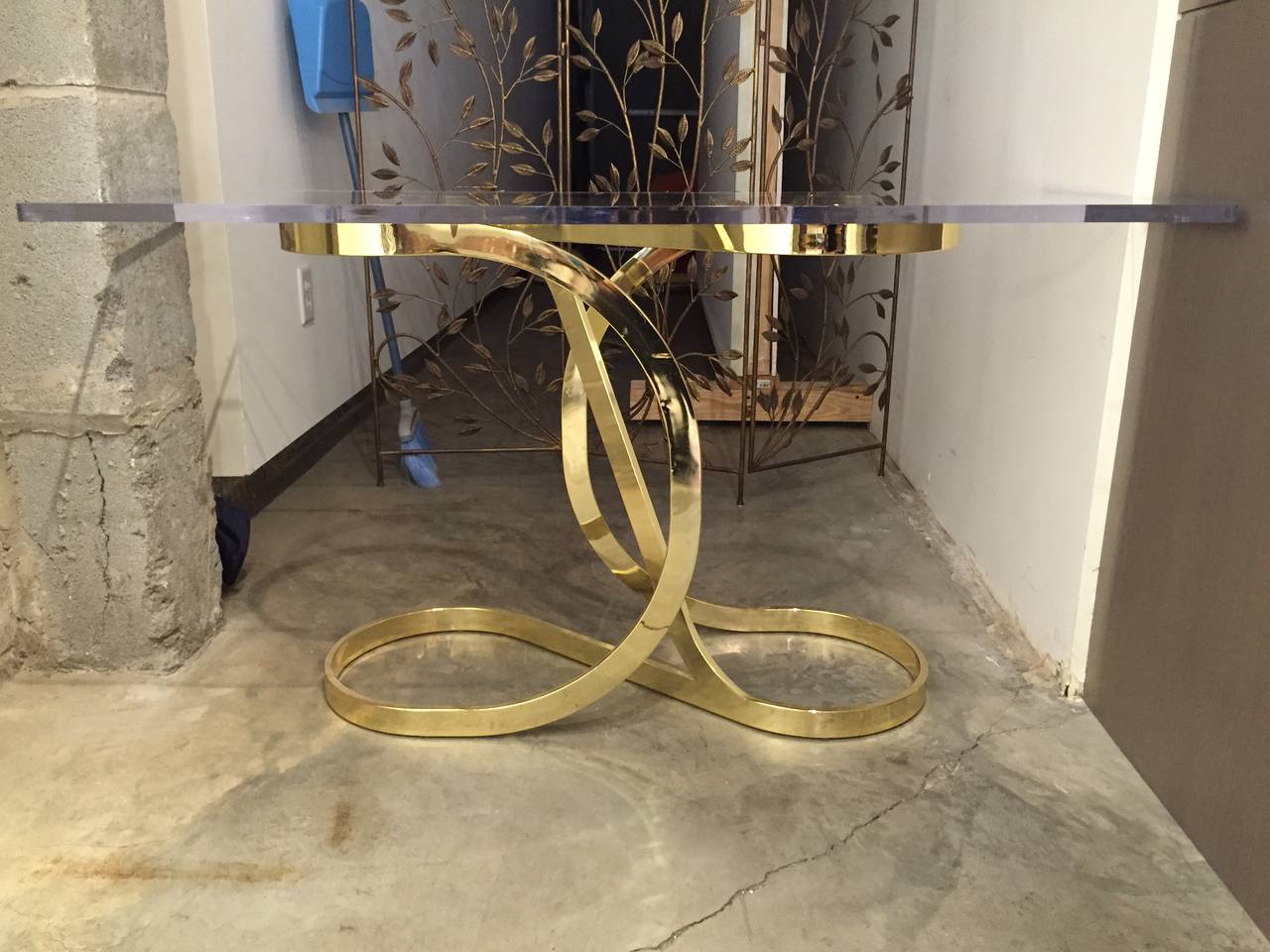 Mid-Century Modern Milo Baughman Brass Ribbon Console with Lucite Top