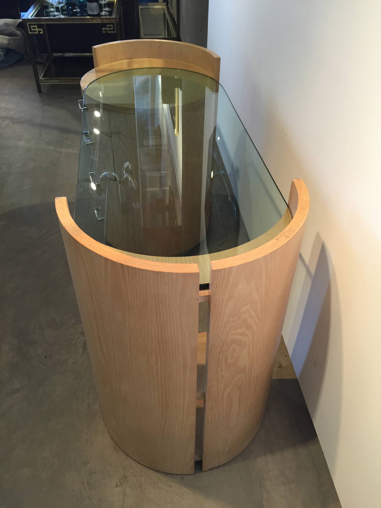 Jay Spectre Blonde Veneered Cerused Oak Eclipse Desk In Good Condition In Houston, TX