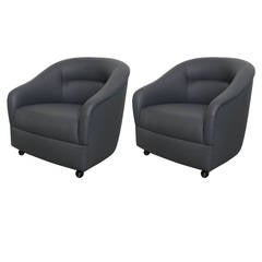 Mid Century Modern Pair of Ward Bennett Barrel Back Club Chairs 11