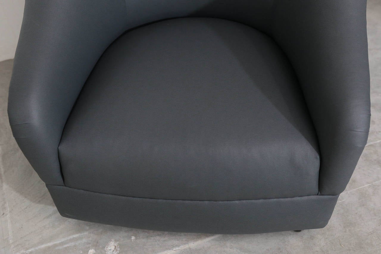 Newly Upholstered in Knoll Whip Gray Barrel Back Club/Armchairs on Casters, Pair For Sale 3